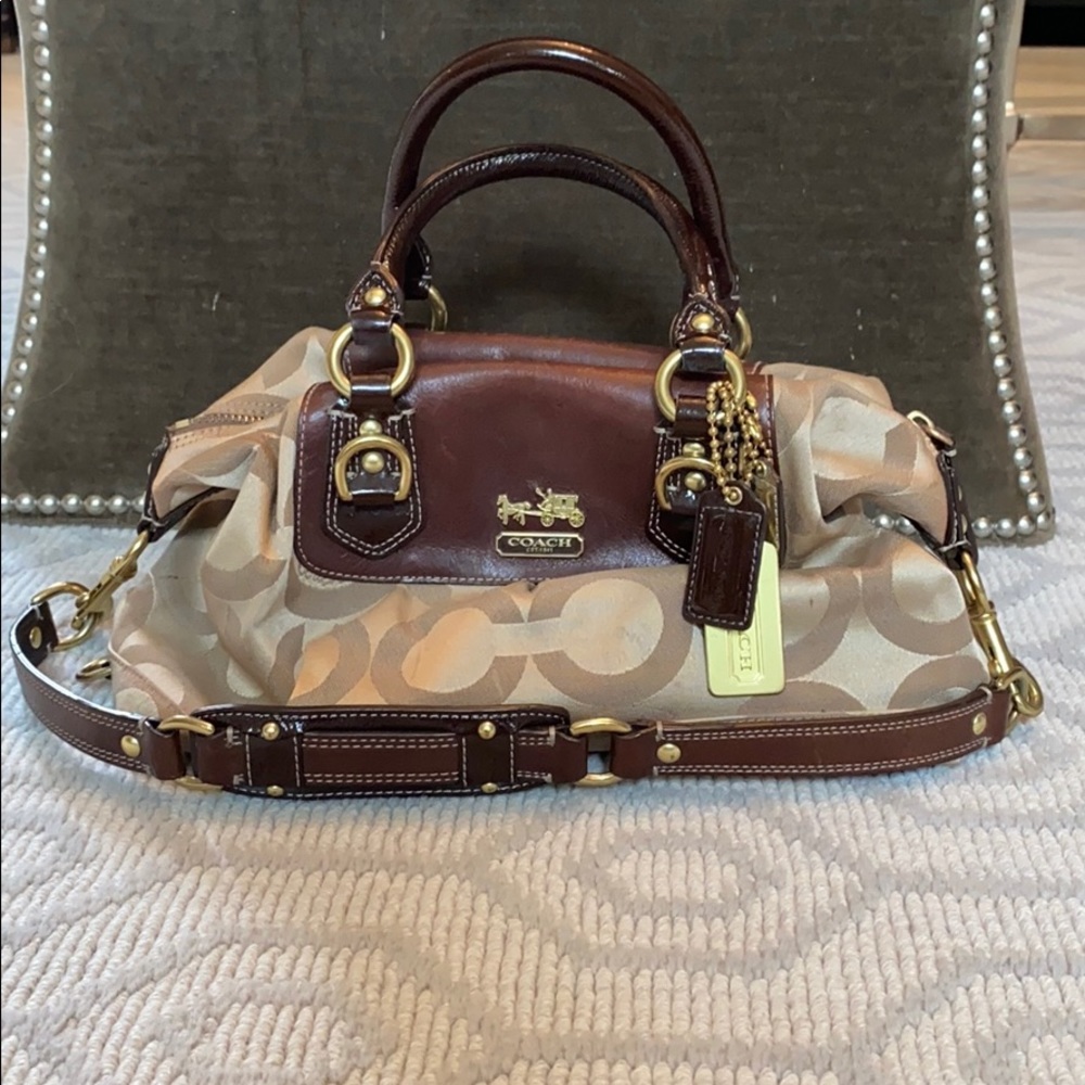 Coach Bag in Canvas/Leather handles